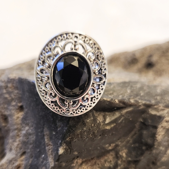 Lia Sophia "Antiquity" Ring - Sz 8 - Picture 4 of 8